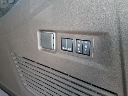 New 2026 GMC Yukon XL Elevation w/ Elevation Premium Package image 5