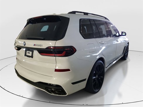 New 2026 BMW X7 M60i w/ Executive Package image 3