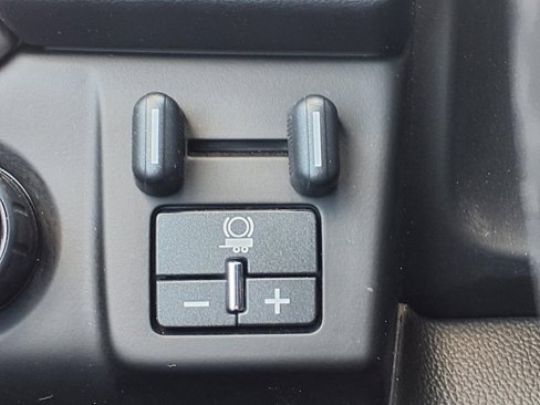 Used 2020 GMC Yukon XL Denali image 14