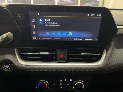 Used 2025 Chevrolet TrailBlazer LT image 18