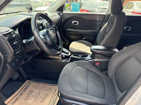 Used 2019 Kia Soul image 9