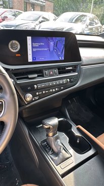 Used 2023 Lexus ES 350 image 17