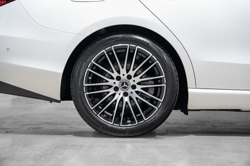 Used 2024 Mercedes-Benz C 300 4MATIC Sedan w/ Exclusive Trim Package image 26