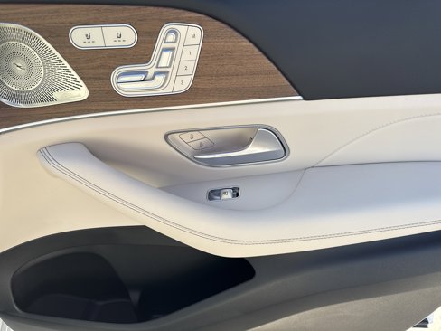 New 2026 Mercedes-Benz GLE 450 4MATIC image 17