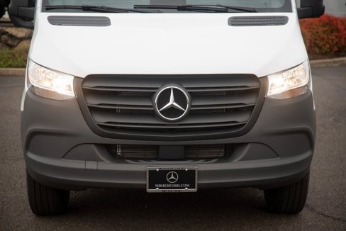 Used 2025 Mercedes-Benz Sprinter 2500 image 12