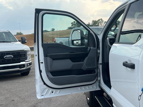 New 2026 Ford F550 4x4 Crew Cab Super Duty image 16