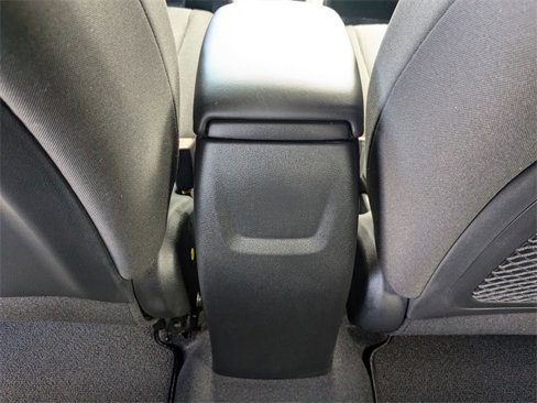 Used 2025 Hyundai Venue SE image 28