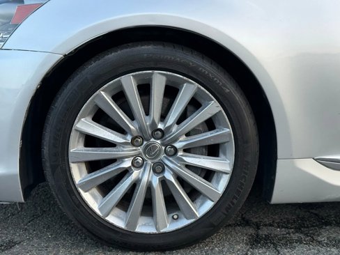Used 2015 Lexus LS 460 L image 44