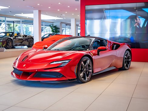 Used 2021 Ferrari SF90 Stradale image 4