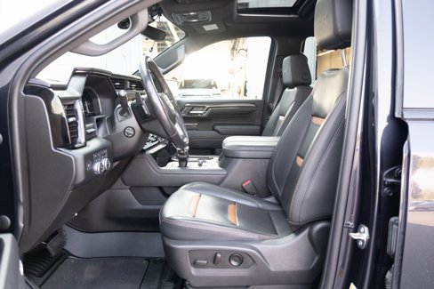 Used 2023 GMC Sierra 1500 AT4 w/ AT4 Premium Package image 11