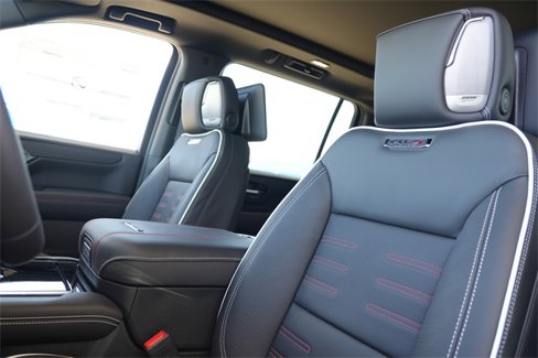 New 2026 GMC Yukon XL AT4 Ultimate w/ LPO, Floor Liner Package image 17