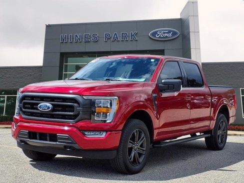 Certified 2022 Ford F150 XLT w/ Equipment Group 302A High image 3