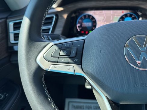 Certified 2025 Volkswagen Atlas SEL image 13