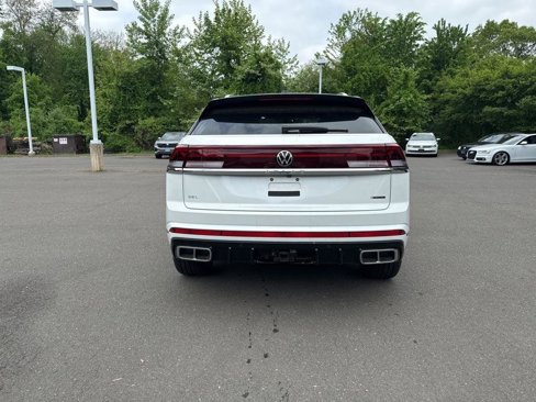 New 2025 Volkswagen Atlas Cross Sport SEL Premium R-Line image 4