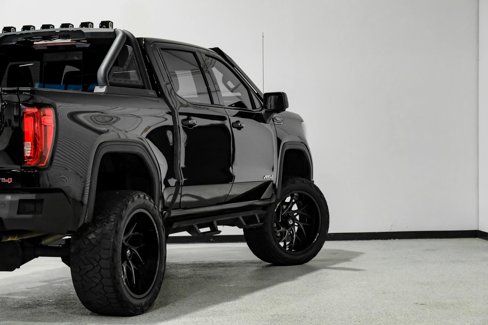 Used 2019 GMC Sierra 1500 AT4 w/ AT4 Carbonpro Edition image 13