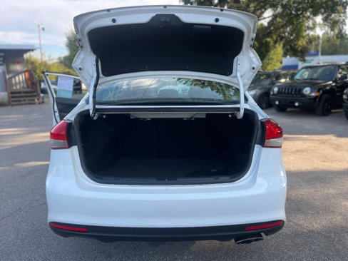 Used 2018 Kia Forte S image 20