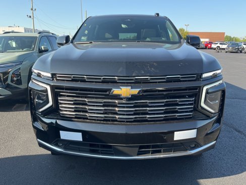 New 2026 Chevrolet Suburban High Country image 2