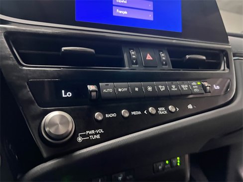 Certified 2025 Lexus ES 300h w/ Premium Package image 20