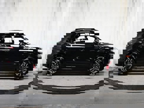New 2025 Porsche Cayenne Turbo image 8