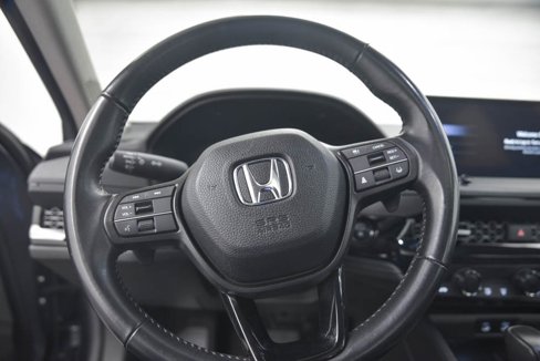 Used 2025 Honda Accord EX-L image 17