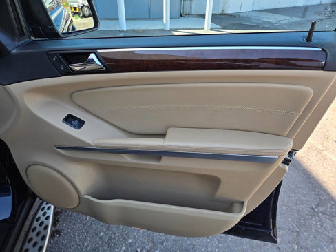 Used 2011 Mercedes-Benz ML 350 2WD image 33