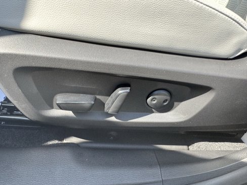 New 2025 Mitsubishi Outlander AWD image 11
