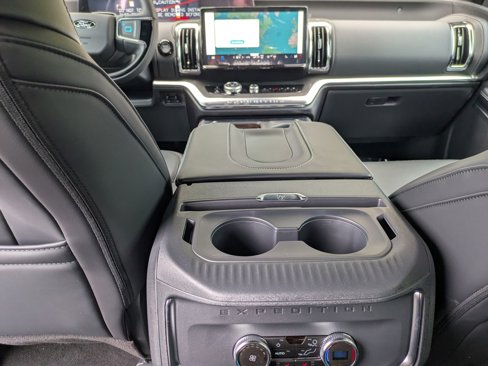 New 2025 Ford Expedition Max Platinum w/ Stealth Appearance Package image 30