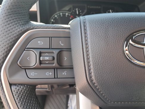 New 2026 Toyota Tundra SR5 image 18