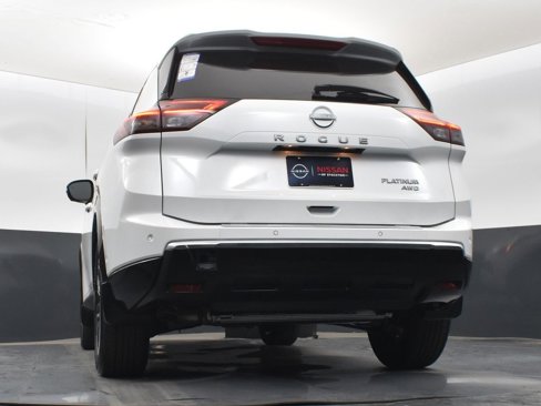 New 2026 Nissan Rogue Platinum image 43