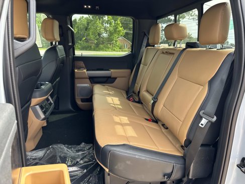 New 2025 Ford F250 Lariat w/ Lariat Ultimate Package image 7