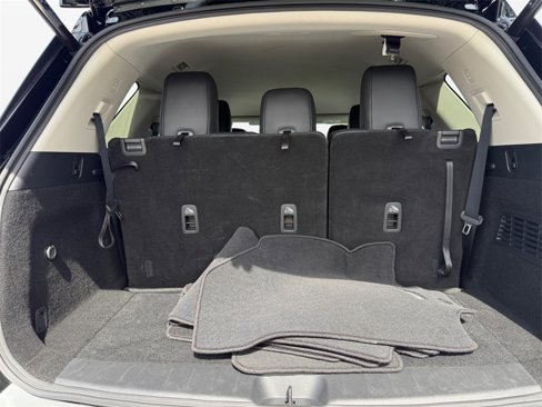 Used 2025 Nissan Pathfinder SL image 18