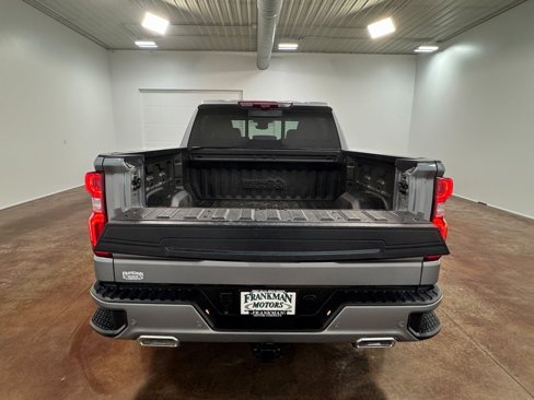 Used 2024 Chevrolet Silverado 1500 High Country image 30