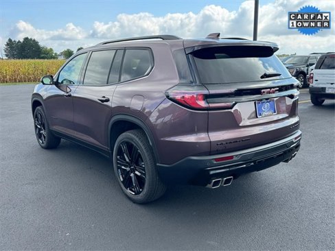 Used 2025 GMC Acadia Elevation w/ Elevation Premium Package image 3