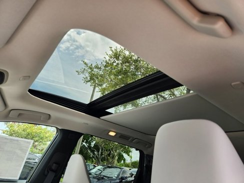 New 2026 INFINITI QX60 Luxe image 16