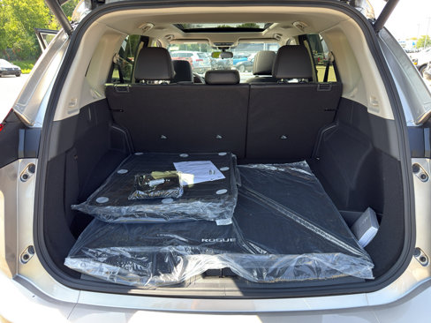 New 2026 Nissan Rogue SV w/ SV Premium Package image 36