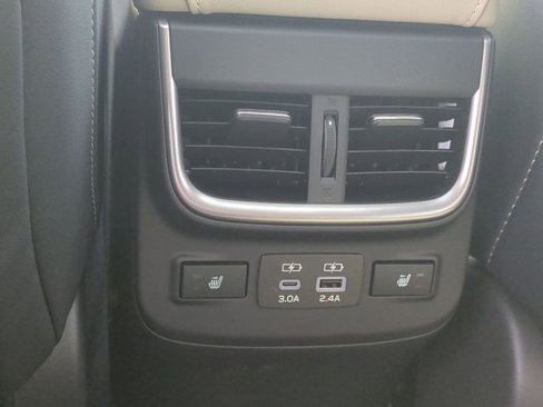 New 2025 Subaru Outback Limited image 31