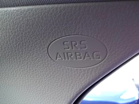 Used 2018 Toyota Camry LE image 13