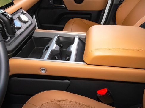New 2025 Land Rover Defender 110 V8 image 32