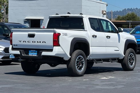 New 2025 Toyota Tacoma TRD Off-Road image 5