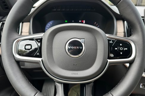 New 2026 Volvo XC90 B5 Plus image 22