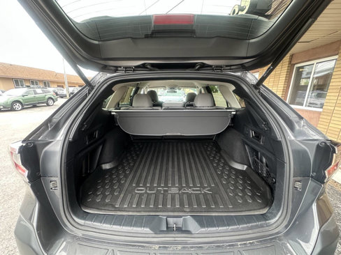 Used 2021 Subaru Outback Premium image 18