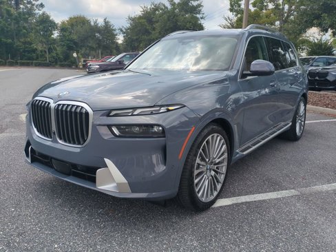 New 2026 BMW X7 xDrive40i w/ Executive Package image 2