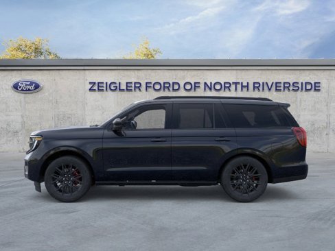 New 2025 Ford Expedition Platinum image 3