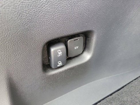 Used 2024 Ford Edge SEL image 9