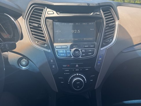 Used 2015 Hyundai Santa Fe Sport w/ Option Group 04 image 10
