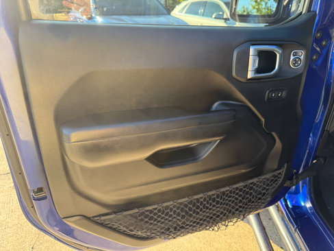 Used 2018 Jeep Wrangler Unlimited Sport S image 10