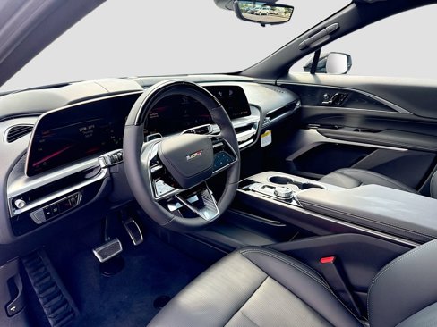 New 2026 Cadillac Lyriq V image 9