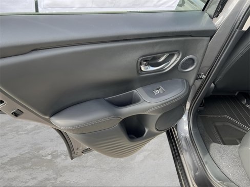 New 2026 Honda HR-V EX-L image 10