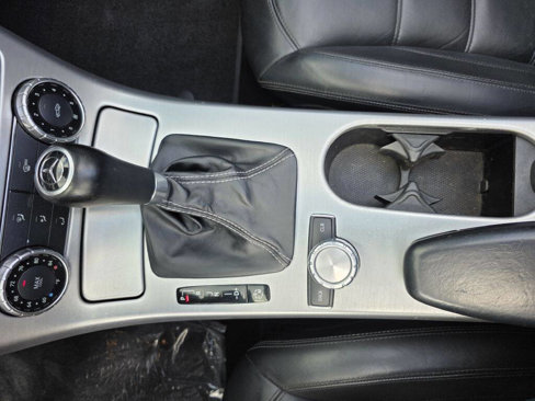 Used 2014 Mercedes-Benz SLK 55 AMG image 22