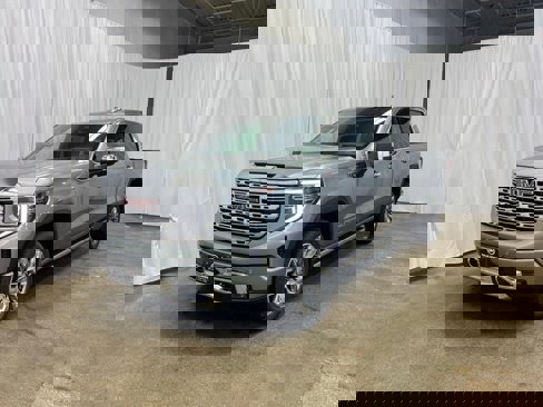New 2026 GMC Sierra 1500 Denali w/ Denali Reserve Package image 14